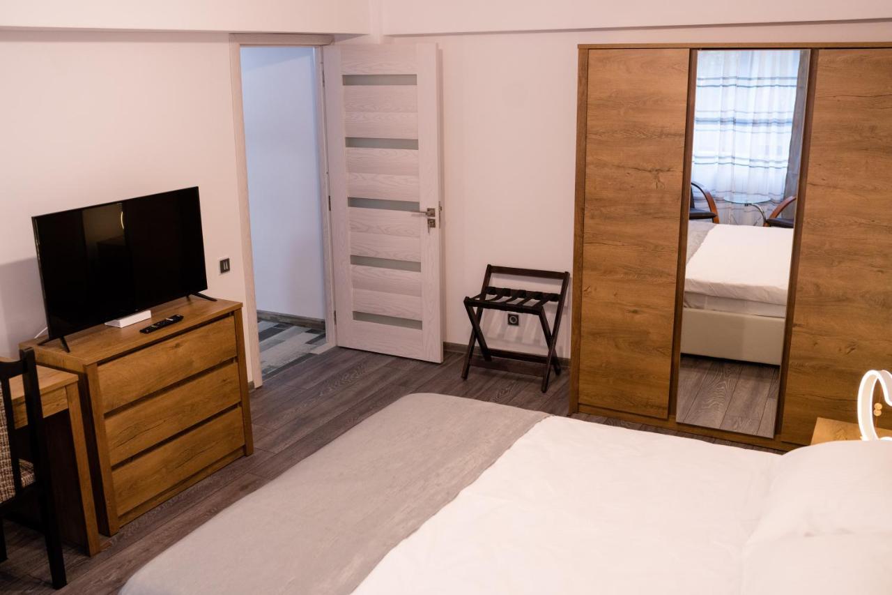 Apartament Alessia Дробета-Турну-Северин Екстер'єр фото